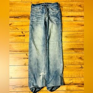 Men’s B. Tuff jeans.